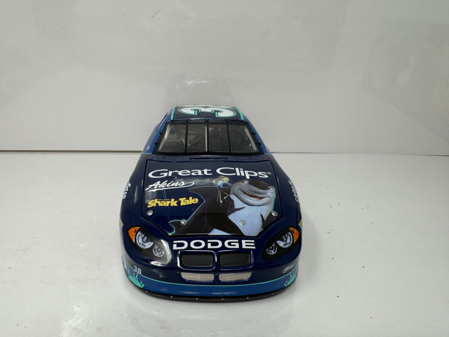 Action NASCAR Kasey Kahne #38 Great Clips Shark Tale Dodge Intrepid 1:24 Diecast