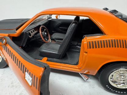 Ertl American Muscle 1970 Plymouth AAR ’Cuda 1:18 Diecast