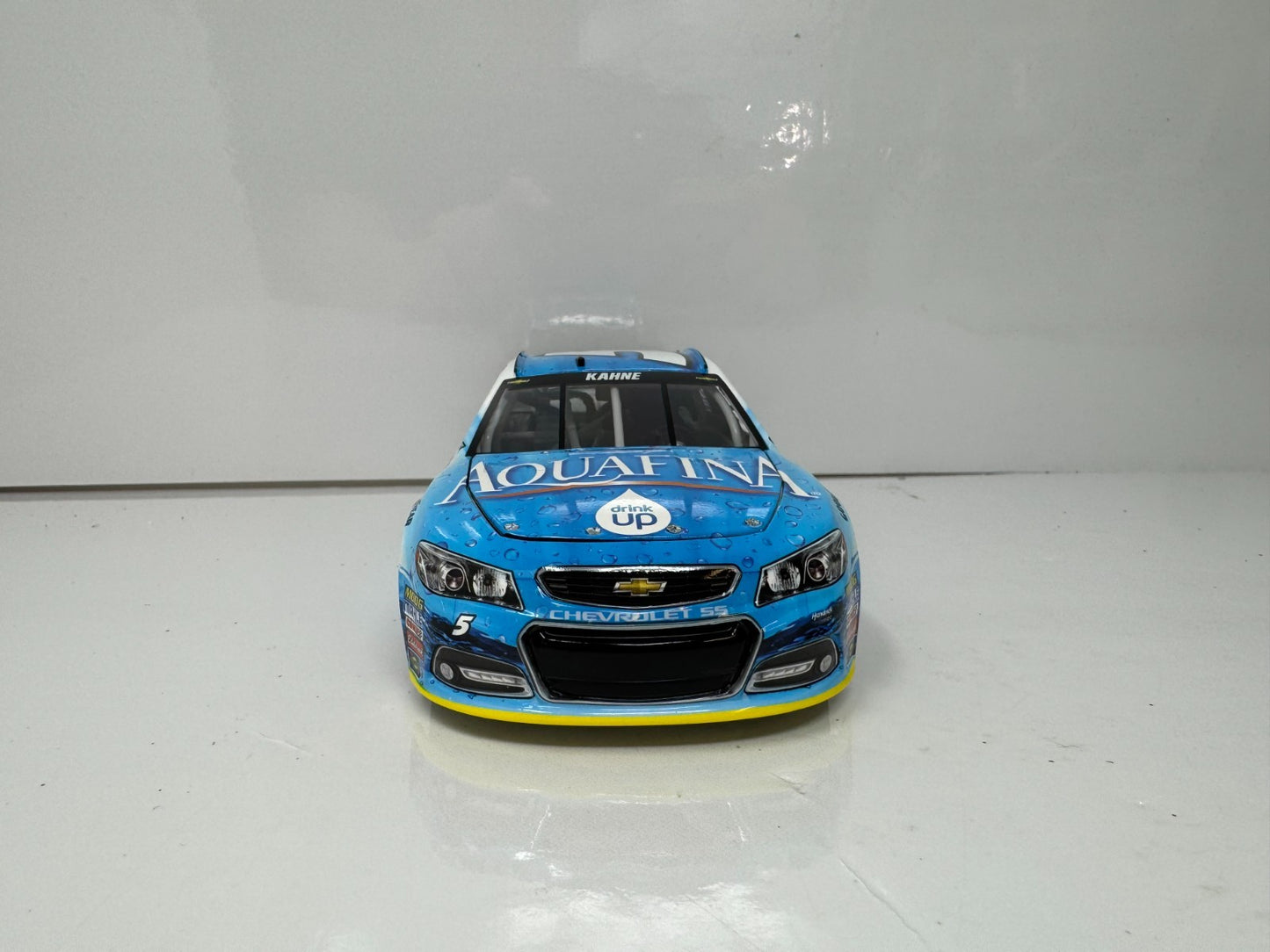 Lionel NASCAR #5 Kasey Kahne Aquafina 2015 SS 1:24 Diecast