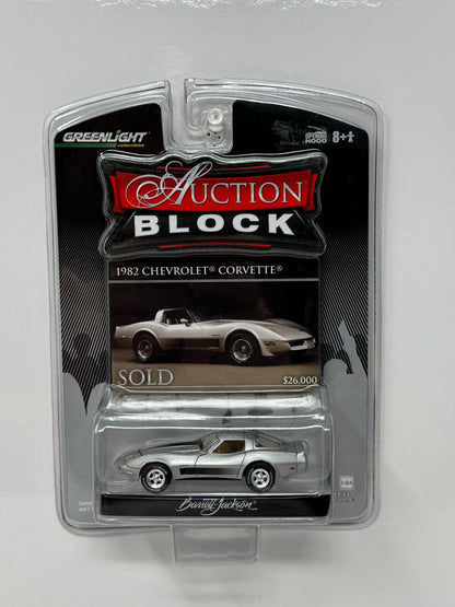 Greenlight Auction Block 1982 Chevrolet Corvette 1:64 Diecast