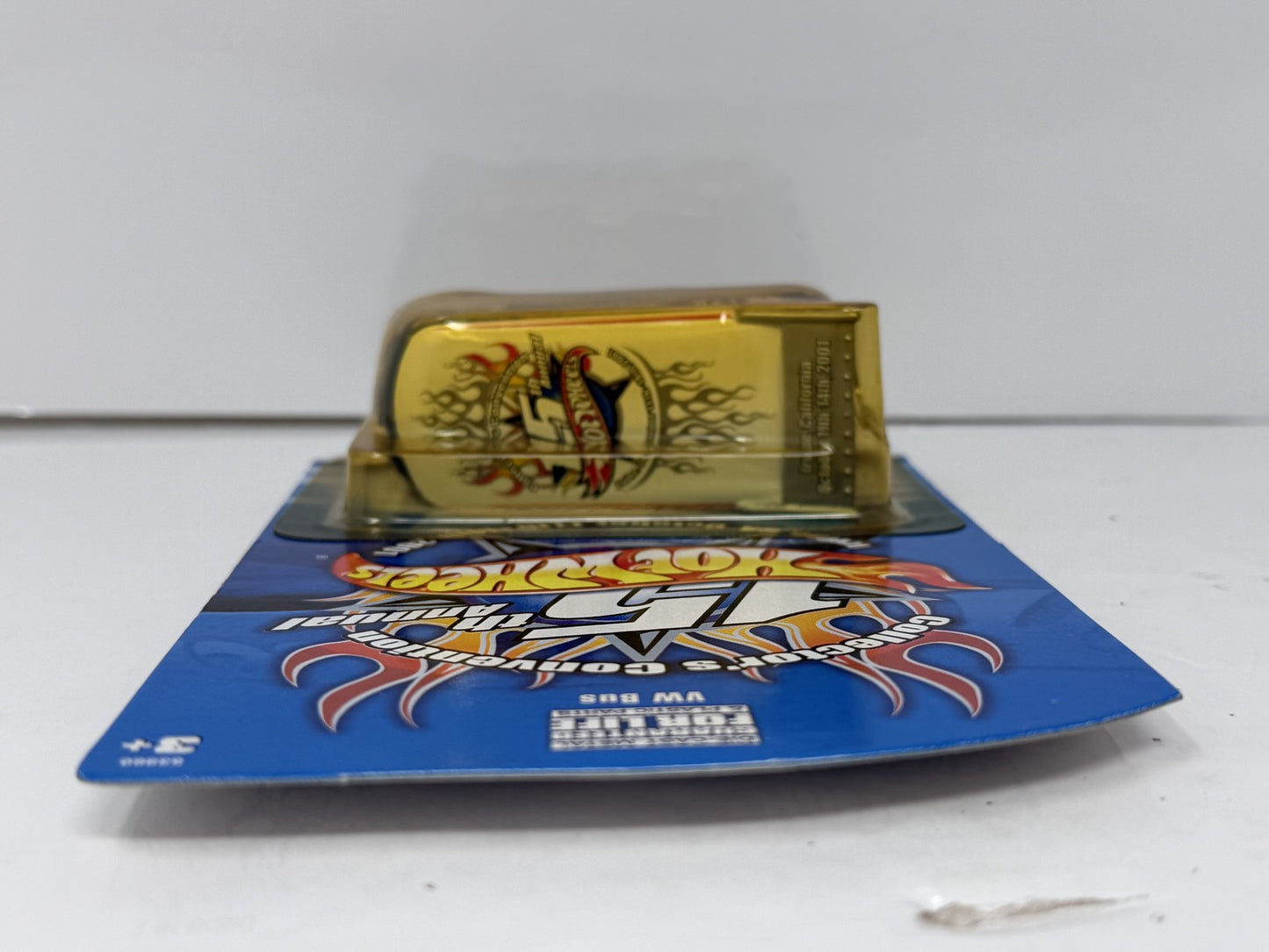 Hot Wheels 2001 15th Collectors Convention Volkswagen Drag Bus 1:64 Diecast