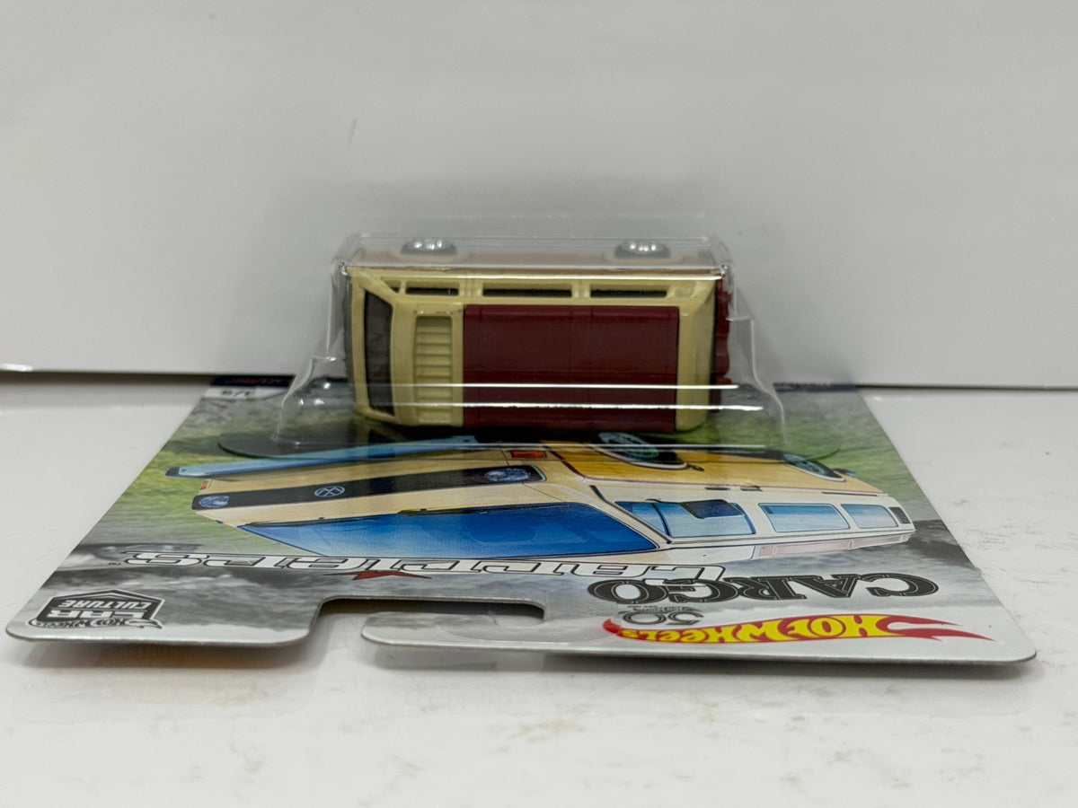 Hot Wheels Cargo Carriers Volkswagen Sunagon 1:64 Diecast Real Riders