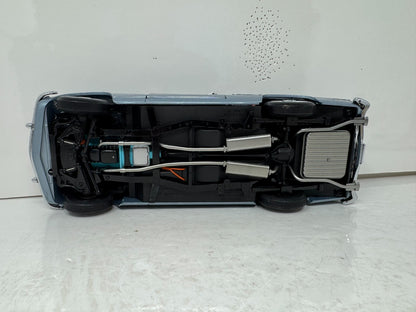 Yat Ming Road Signature 1958 Studebaker Golden Hawk 1:18 Diecast Coin Edition