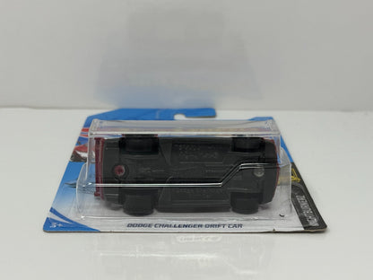 Hot Wheels Nightburnerz Dodge Challenger Drift Car 1:64 Diecast Red