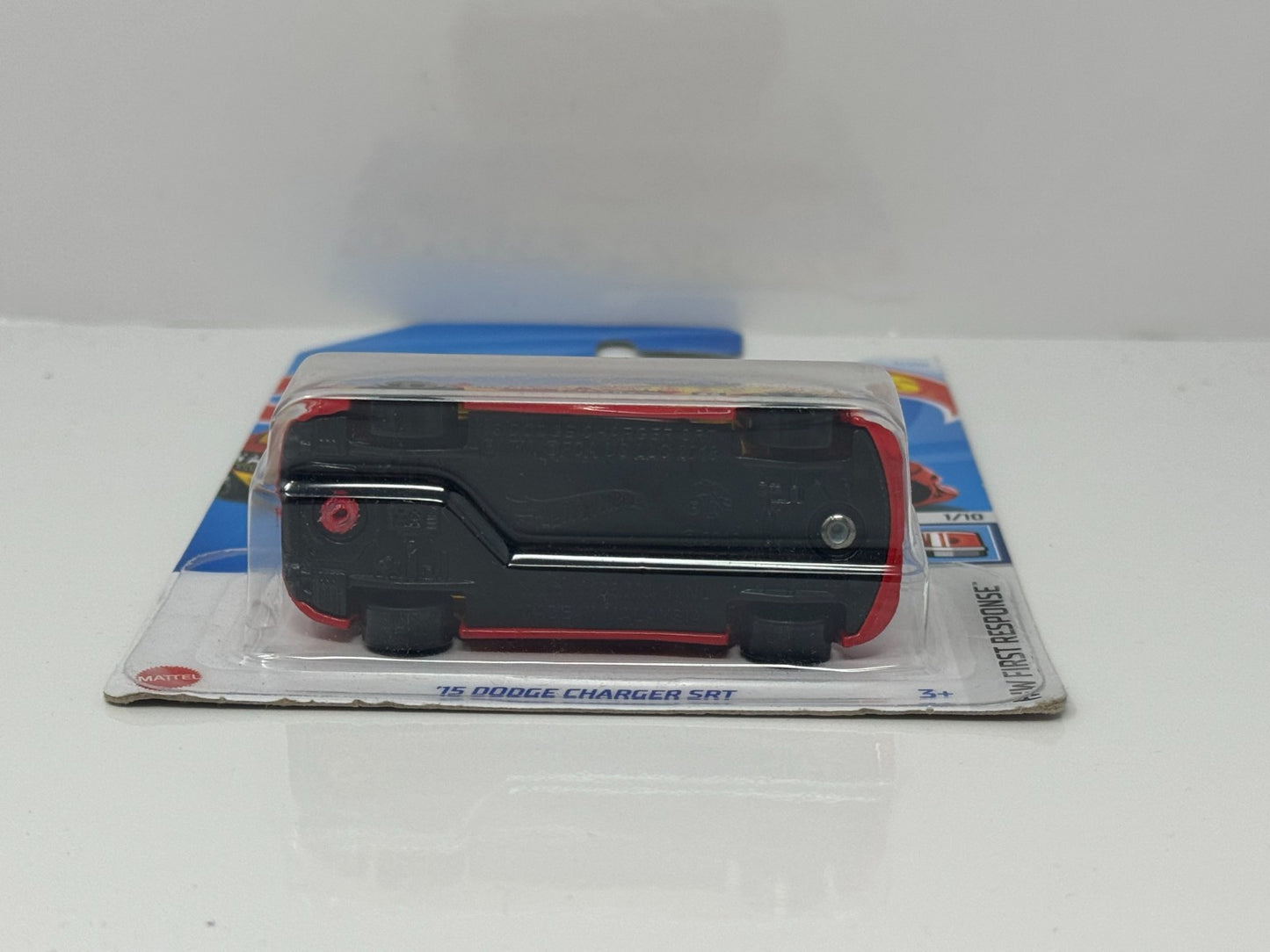 Hot Wheels First Response 2015 Dodge Charger SRT 1:64 Diecast