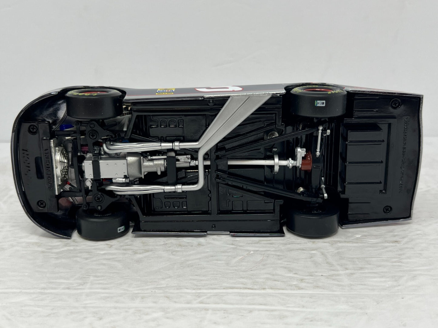 Action Nascar Dale Earnhardt Sr. Victory Lap 7x Champion GM Dealers 1:24 Diecast
