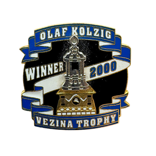 Olaf Kolzig Washington Capitals 2000 Vezina Trophy Winner NHL Hockey Lapel Pin⏳