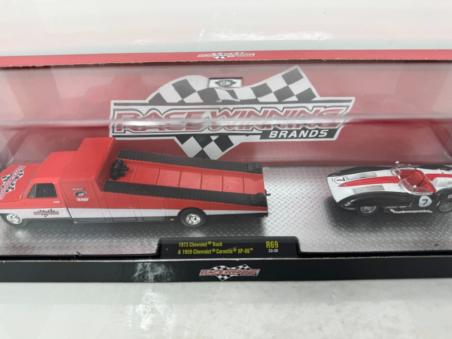 M2 Machines Race Winning 1959 Chevy Corvette XP-86 & Chevy Truck 1:64 Diecast