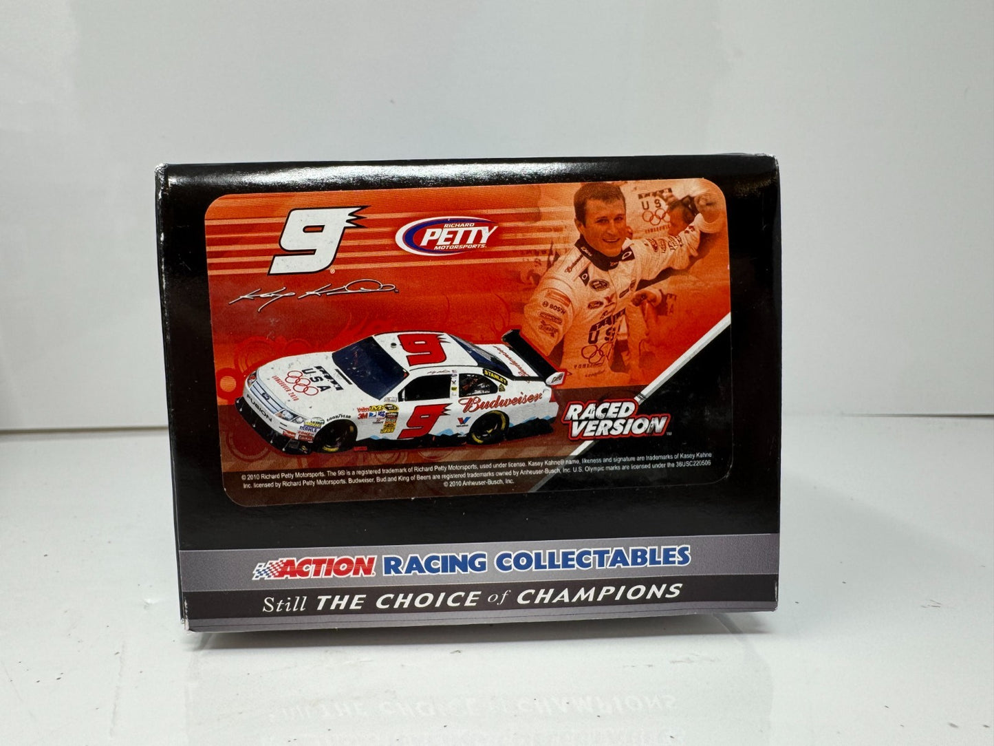 Action NASCAR #9 Kasey Kahne Bud Olympic Gatorade Duel Win 2010 1:24 Diecast