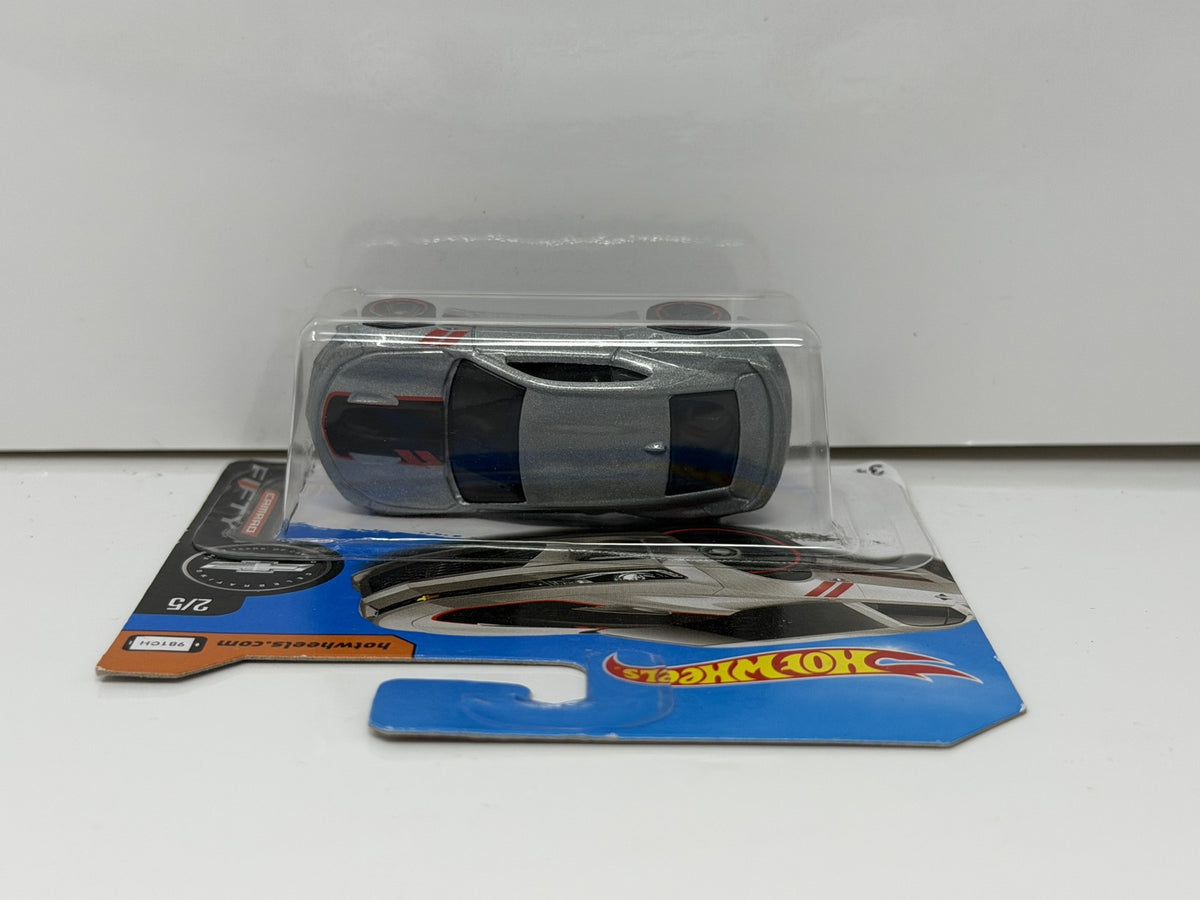 Hot Wheels Camaro Fifty 2016 Chevrolet Camaro SS 1:64 Diecast Silver Short Card