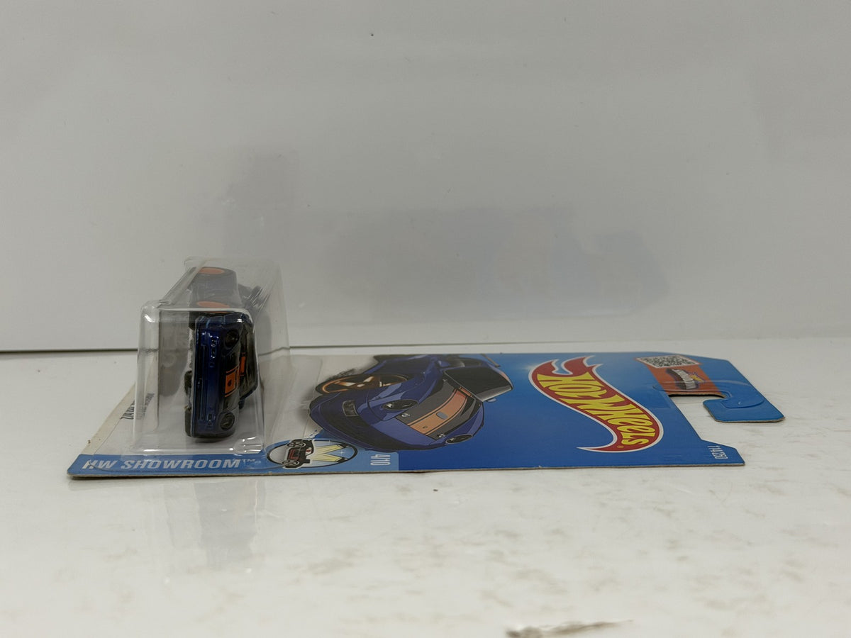 Hot Wheels Super Treasure Hunt Porsche 993 GT2 HW Showroom 1:64 Diecast STH