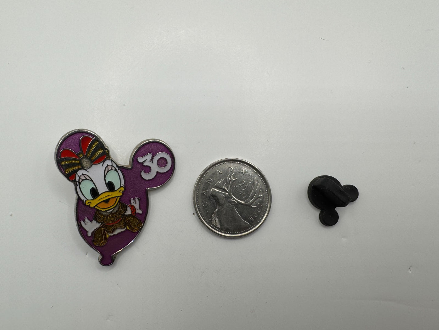 TDR Disney Daisy Duck Balloon Game Prize Trading Pin DC2S10