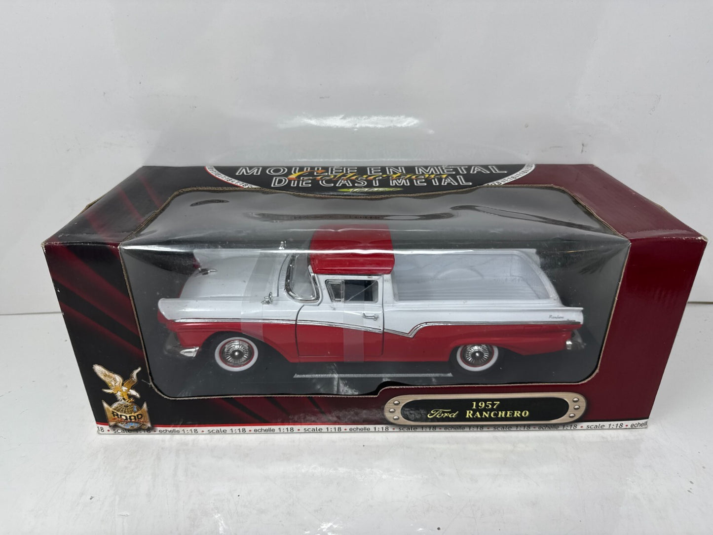 Yat Ming Road Signature 1957 Ford Ranchero 1:18 Diecast