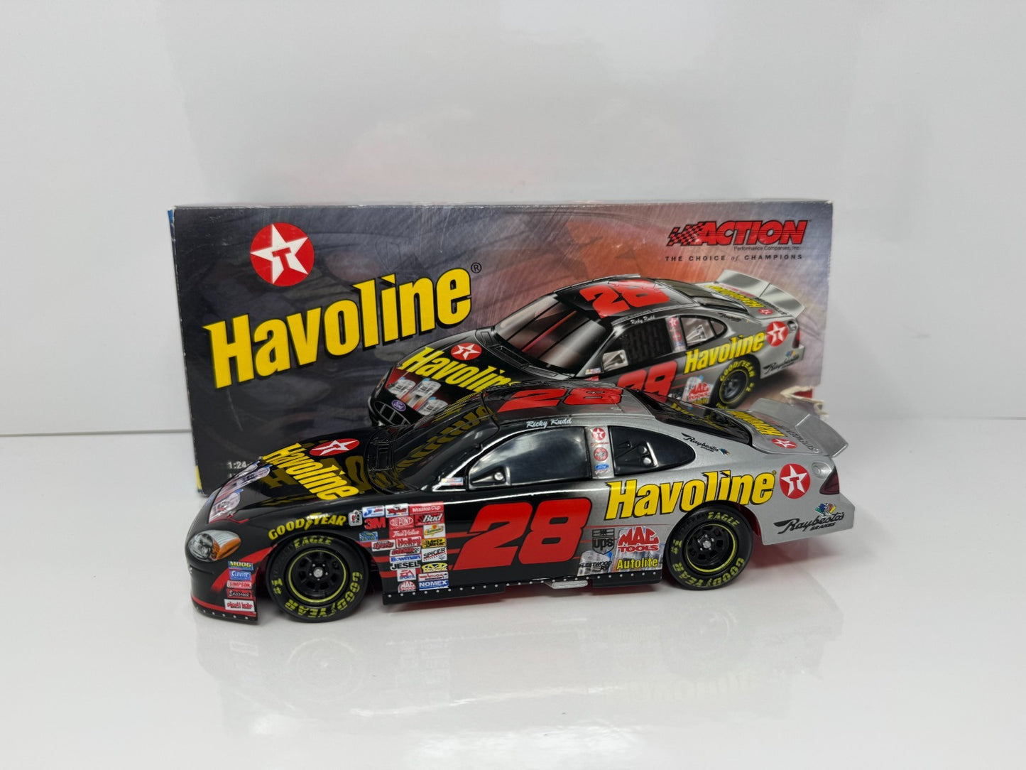Action NASCAR Ricky Rudd #28 Havoline Bud Shootout 2001 Taurus BANK 1:24 Diecast