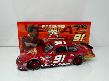 Action NASCAR Bill Elliott #9 Daimler Chrysler 2004 Dodge Intrepid 1:24 Diecast