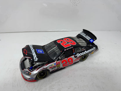 Action Nascar #29 Kevin Harvick GM Goodwrench Victory Burn-out 2003 1:24 Diecast