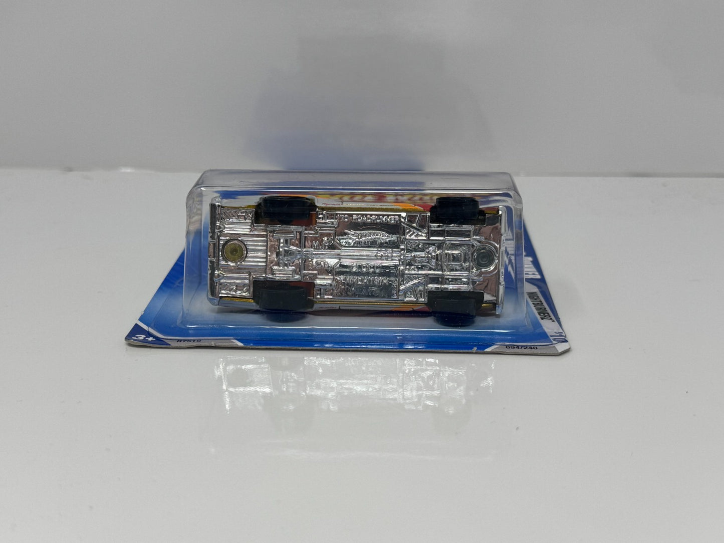 Hot Wheels Nightburnerz 1970 Plymouth Road Runner 1:64 Diecast Factory Sealed