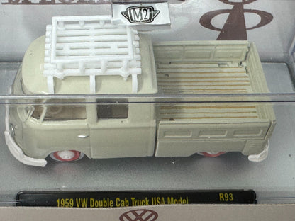M2 Machines 1959 Volkswagen VW Double Cab Truck USA Model 1:64 Diecast