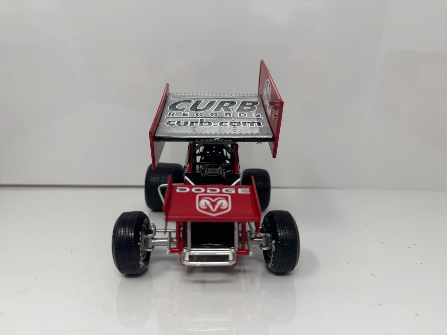 Action NASCAR Kasey Kahne #9 Curb Records 2004 Sprint Car Xtreme 1:24 Diecast