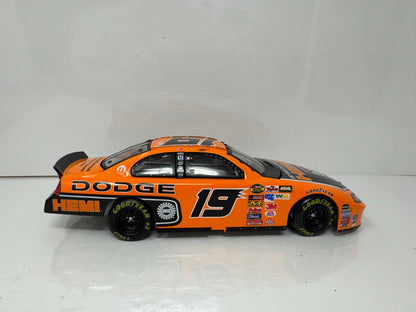 Action NASCAR Jeremy Mayfield #19 Dodge Dealers 2004 Dodge Intrepid 1:24 Diecast