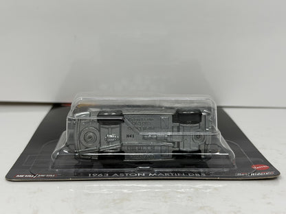 Hot Wheels Premium 007 James Bond 1963 Aston Martin DB5 1:64 Diecast Real Riders