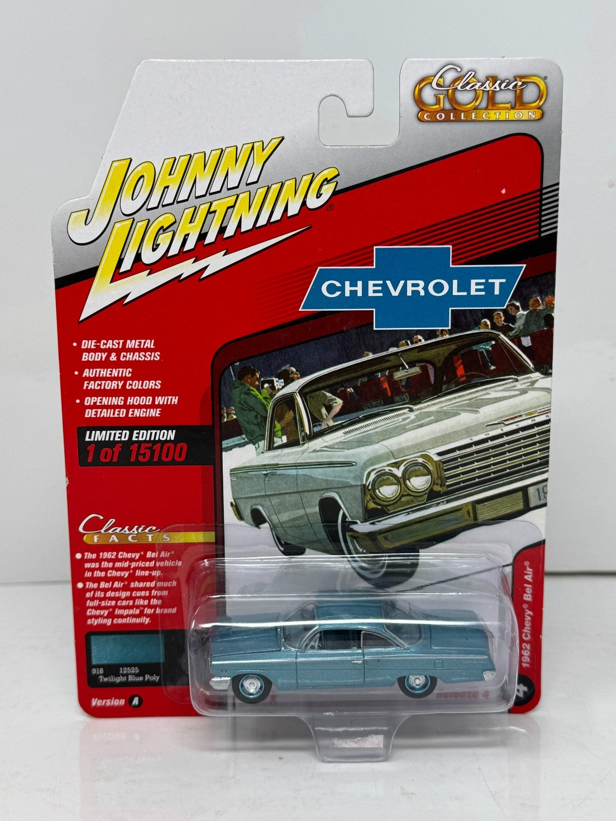 Johnny Lightning Classic Gold 1962 Chevy Bel Air 1:64 Diecast