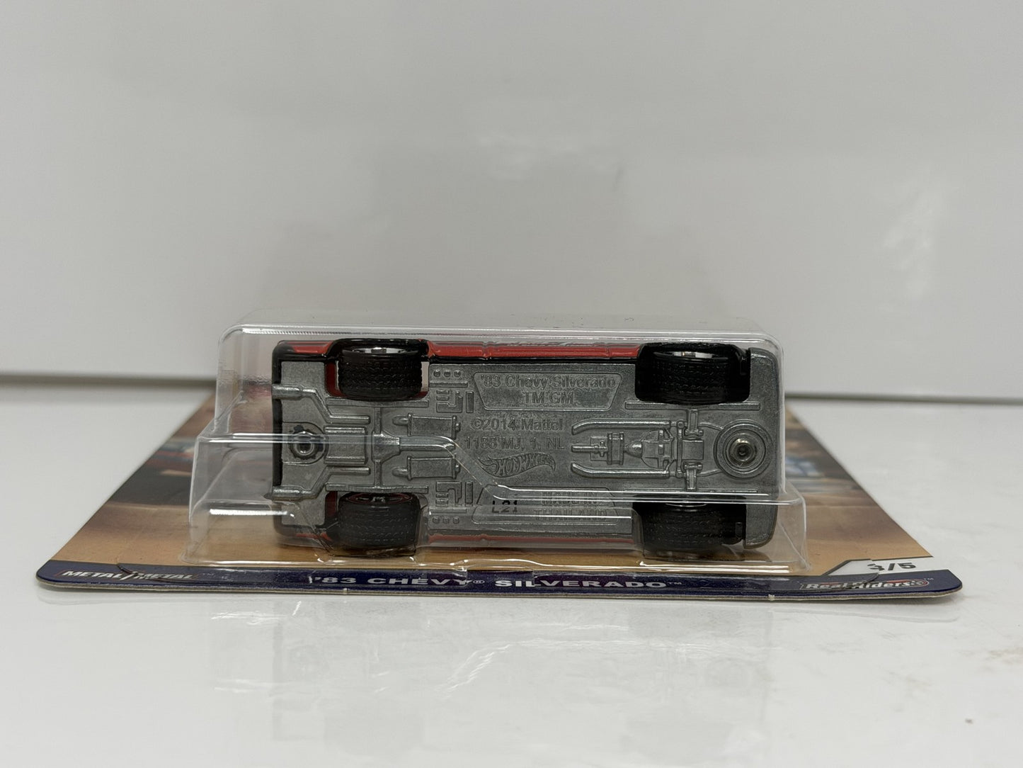 Hot Wheels Shop Trucks 1983 Chevrolet Silverado 1:64 Diecast Real Riders