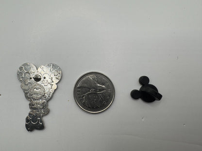 Disney Nerds Rock! Minnie Mouse Trading Pin DC2S2
