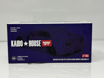Kaido House Mini GT Nissan Skyline GT-R (R34) Kaido Works Shinjuku 1:64 Diecast