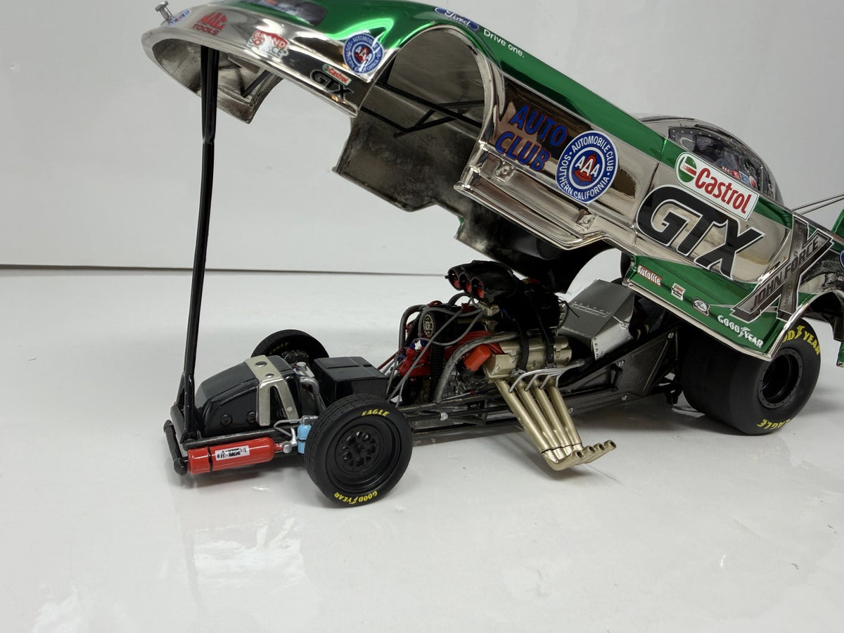 Action NHRA Mike Neff Castrol 2011 Ford Mustang Color Chrome 1:24 Diecast