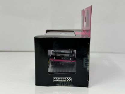 M2 Machines Mopar Garage 1971 Plymouth HEMI Cuda 1:64 Diecast