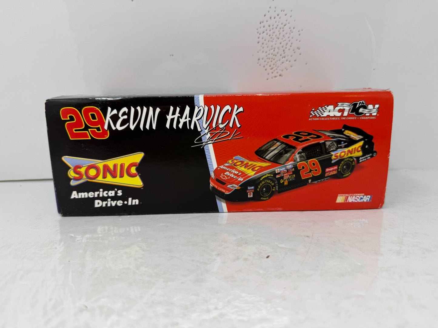 Action Nascar #29 Kevin Harvick Sonic 2002 Chevy Monte Carlo 1:24 Diecast