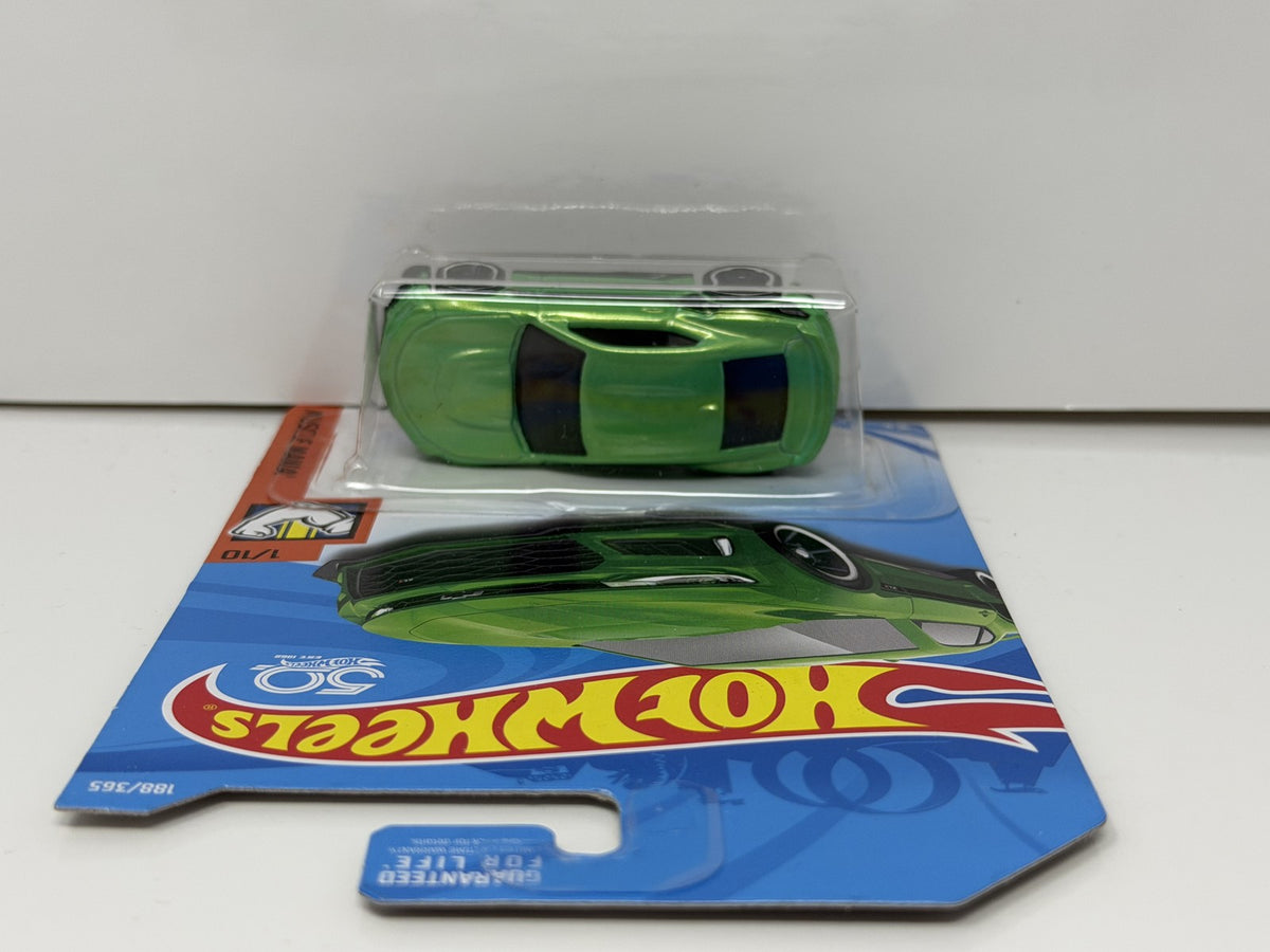 Hot Wheels Muscle Mania 2017 Chevrolet Camaro ZL1 1:64 Diecast Green