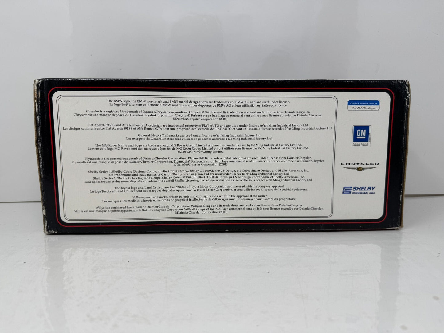 Yat Ming Road Signature 1957 Ford Thunderbird 1:18 Diecast