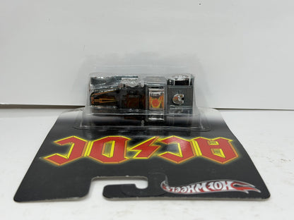 Hot Wheels AC/DC Convoy Custom 1:64 Diecast Real Riders