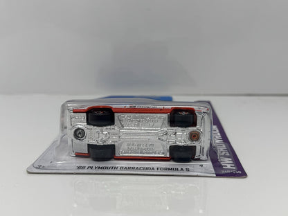 Hot Wheels Showroom 1968 Plymouth Barracuda Formula S 1:64 Diecast Orange White