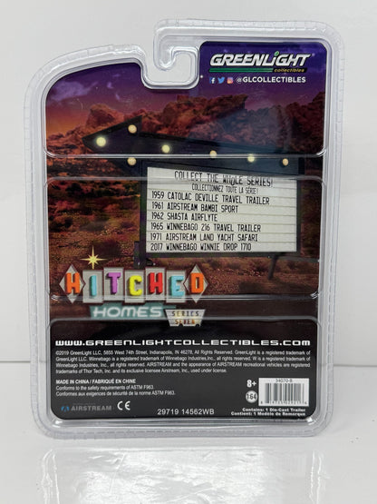 Greenlight Hitched Homes 1965 Winnebago 216 Travel Trailer CHASE 1:64 Diecast