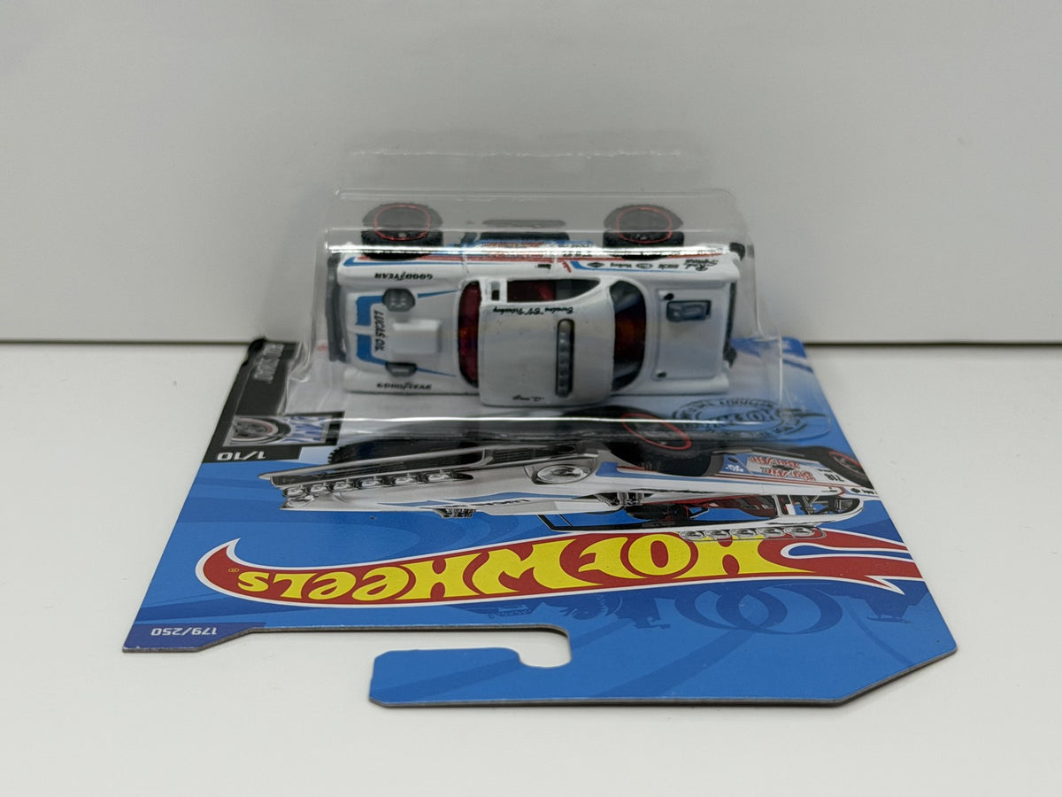 Hot Wheels Rod Squad Big-Air Bel-Air White 1:64 Diecast