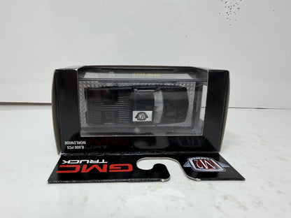 M2 Machines GMC 1990 GMC Sierra GT Truck 1:64 Diecast