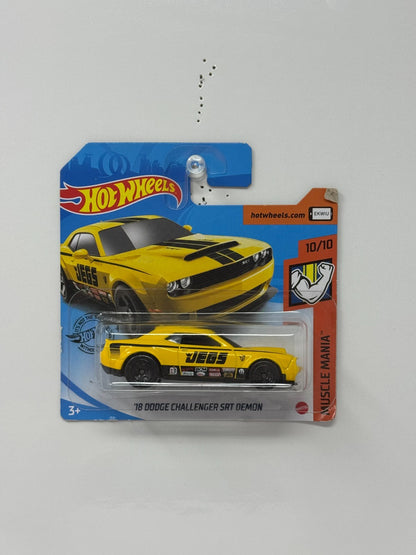 Hot Wheels Muscle Mania 2018 Dodge Challenger SRT Demon 1:64 Diecast Short Card