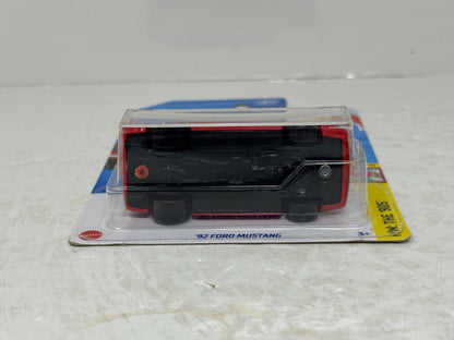 Hot Wheels The 90s 1992 Ford Mustang 1:64 Diecast Factory Sealed