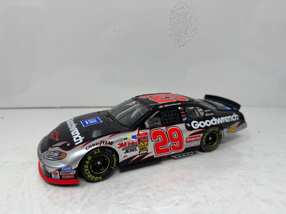 Action Nascar #29 Kevin Harvick GM Goodwrench Victory Burn-out 2003 1:24 Diecast