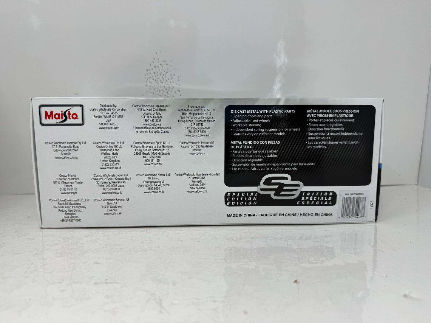 Maisto 1974 Chevrolet C10 Cheyenne Super Squarebody Special Edition 1:18 Diecast