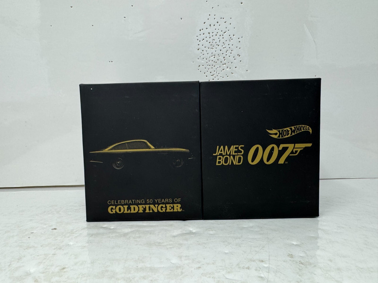 Hot Wheels SDCC San Diego Comic-Con James Bond 007 Aston Martin DB5 1:64 Diecast