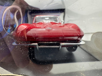 Maisto 1965 Chevrolet Corvette 1:18 Diecast Special Edition