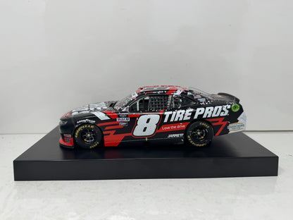 Lionel Racing Nascar #8 Josh Berry 2022 Chevy Camaro 1:24 Diecast Raced Version AUTO
