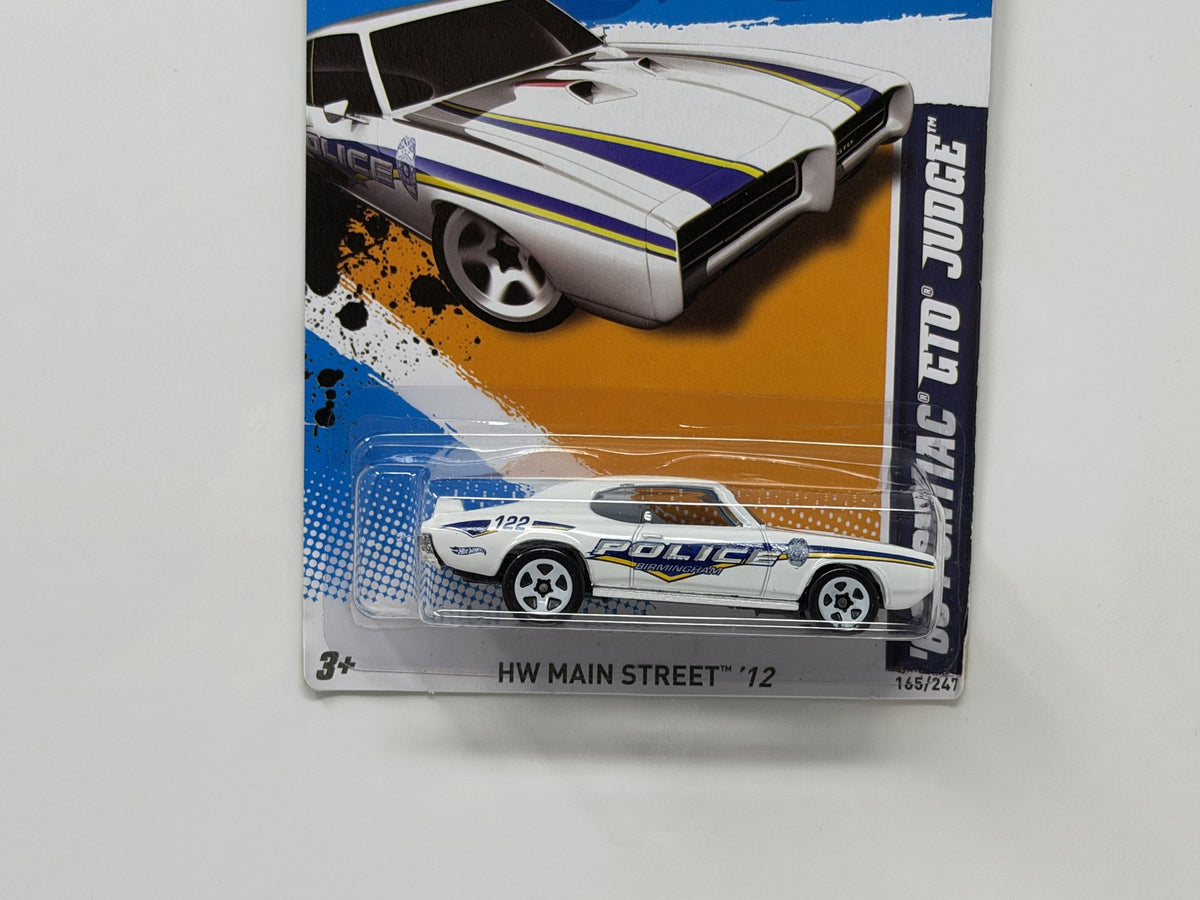 Hot Wheels HW Main Street 1969 Pontiac GTO Judge 1:64 Diecast Police V1