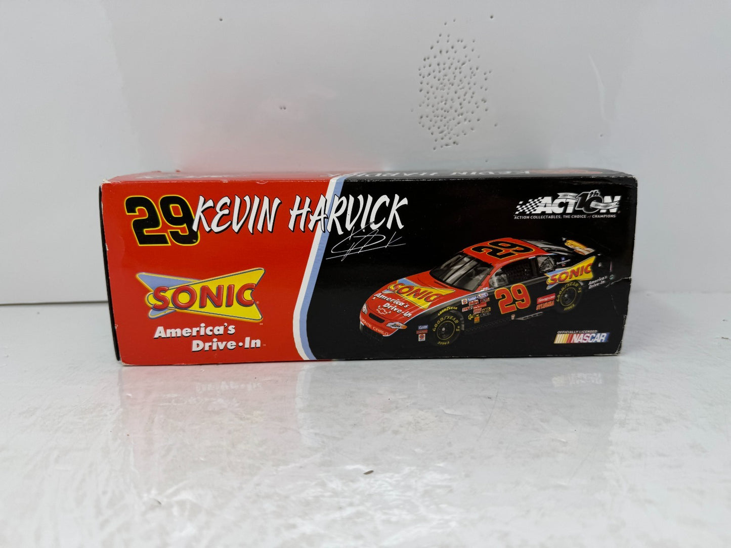Action Nascar #29 Kevin Harvick Sonic 2002 Chevy Monte Carlo 1:24 Diecast