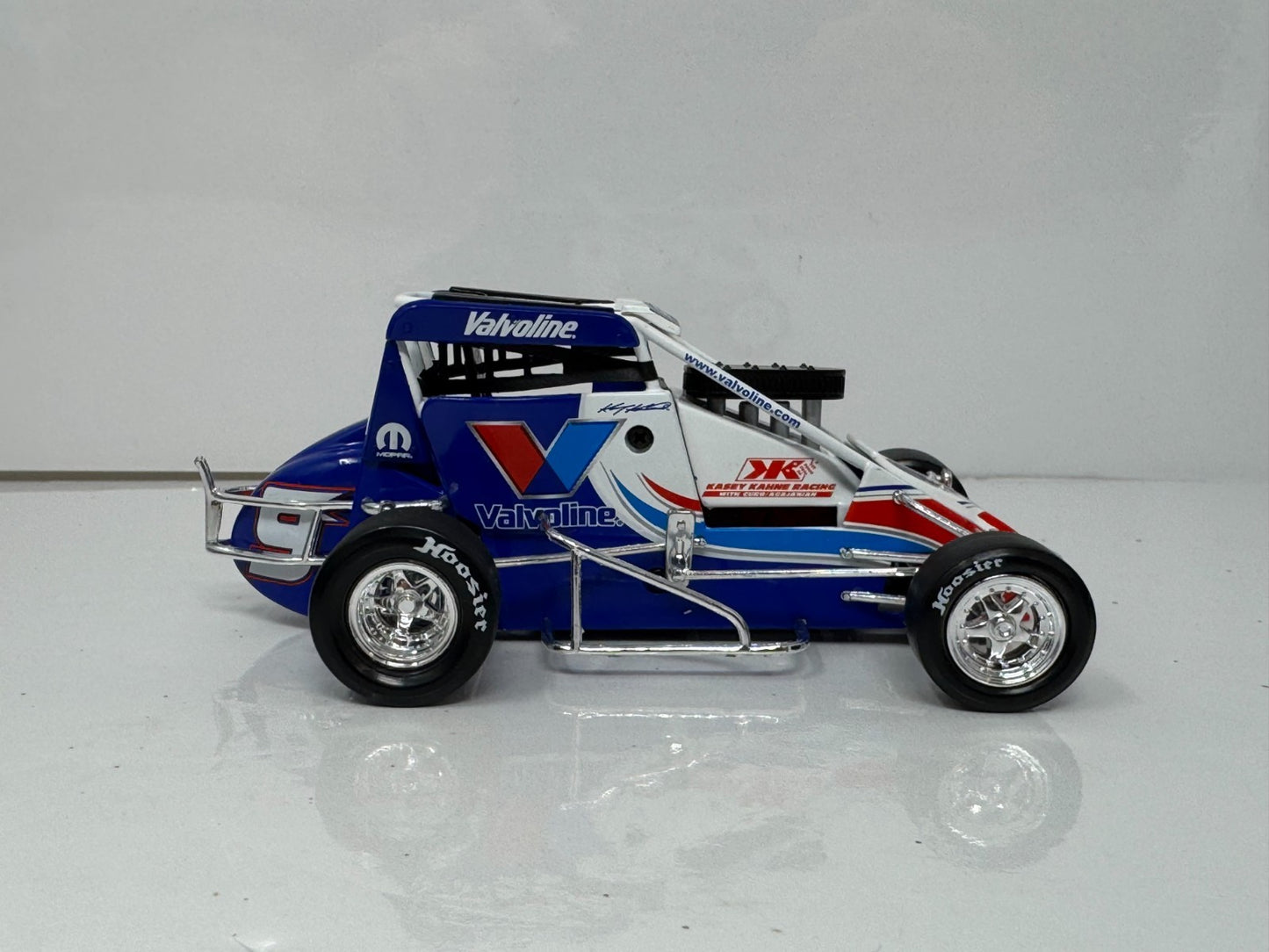 Action NASCAR Kasey Kahne #9 Valvoline Chili Bowl Midget Xtreme 1:24 Diecast