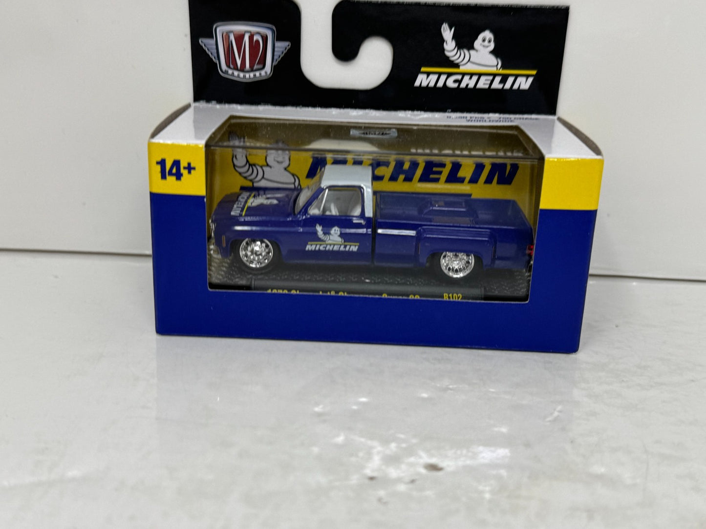 M2 Machines Michelin 1973 Chevrolet Cheyenne Super 30 1:64 Diecast